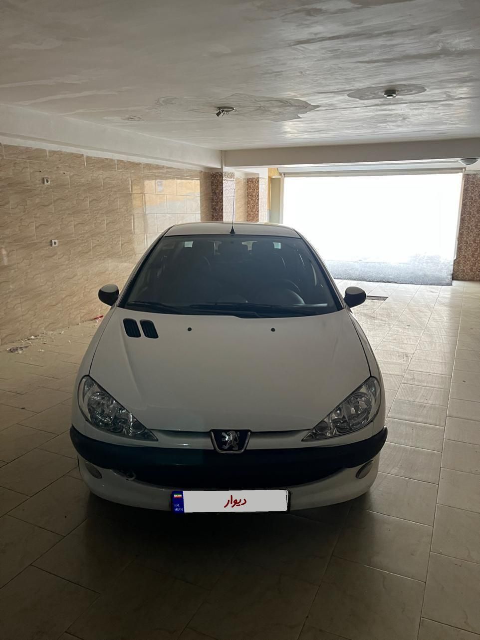 پژو ۲۰۶ صندوق دار v8 - 1390