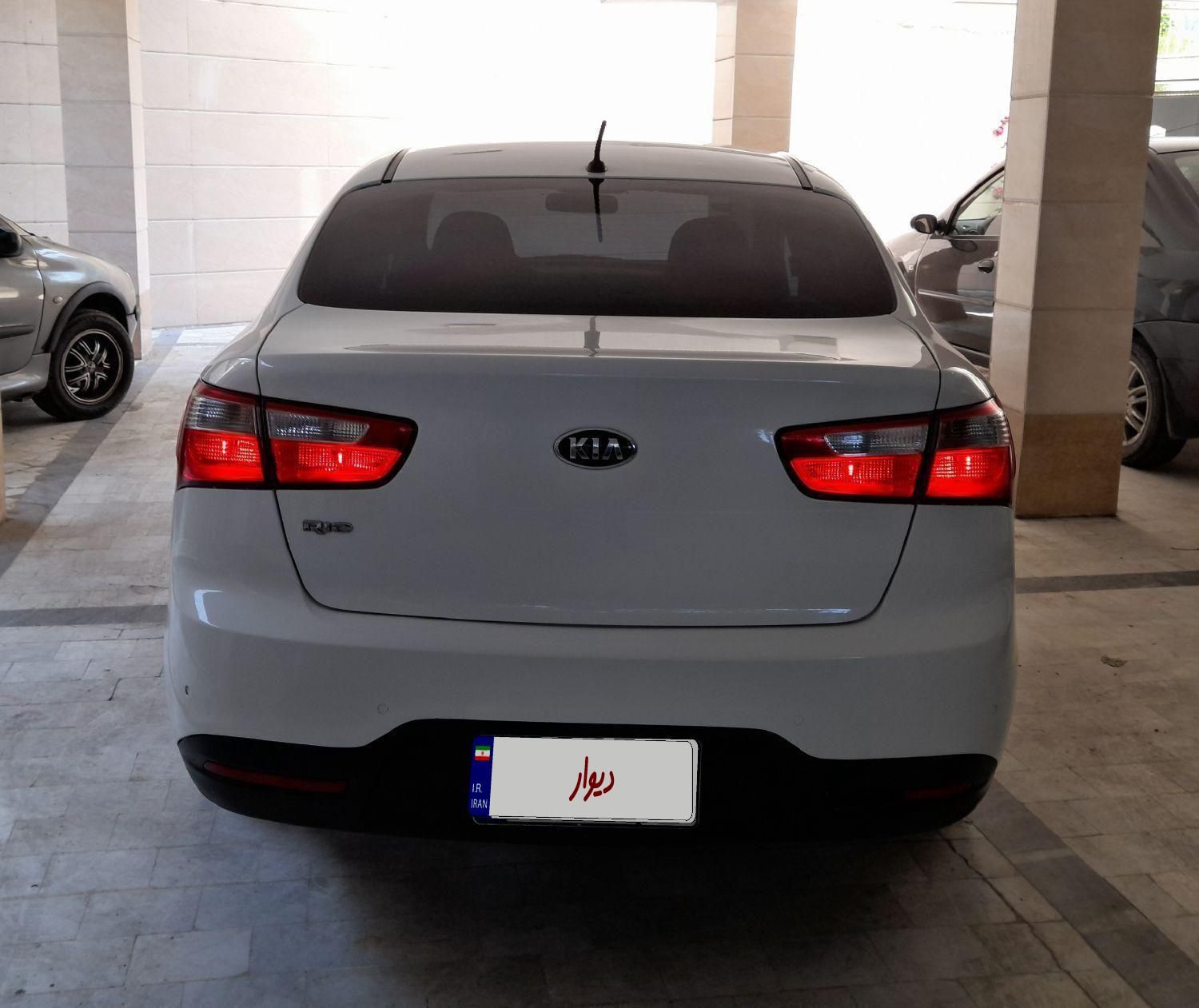 کیا ریو صندوقدار فول UB - 2015