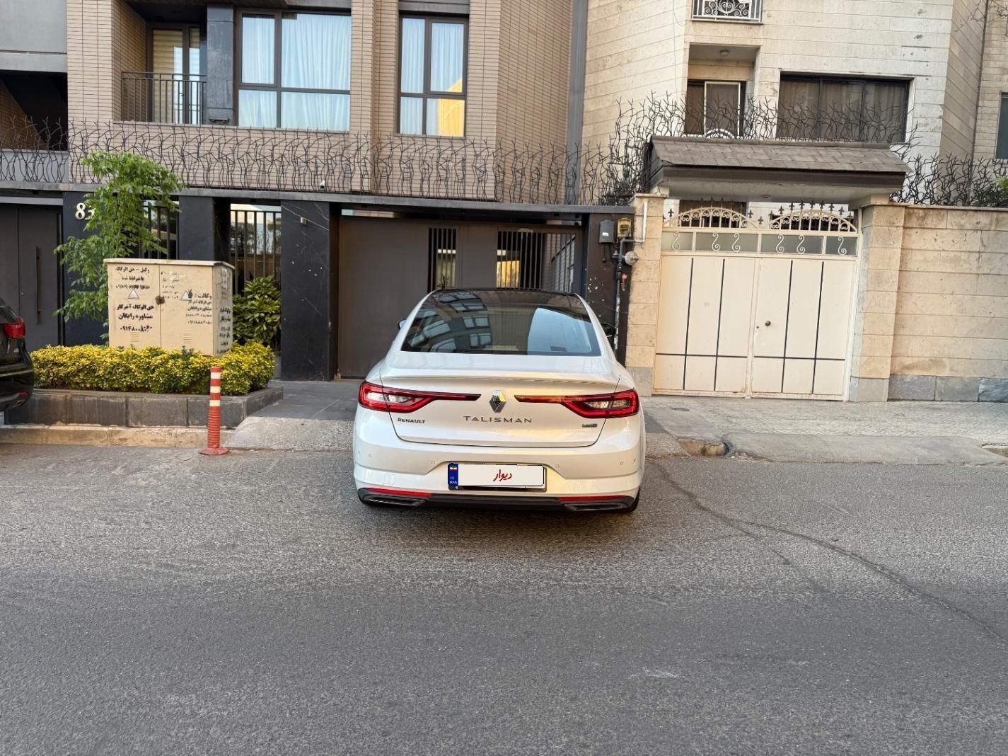 خودرو رنو، تالیسمان آگهی ann_18710690
