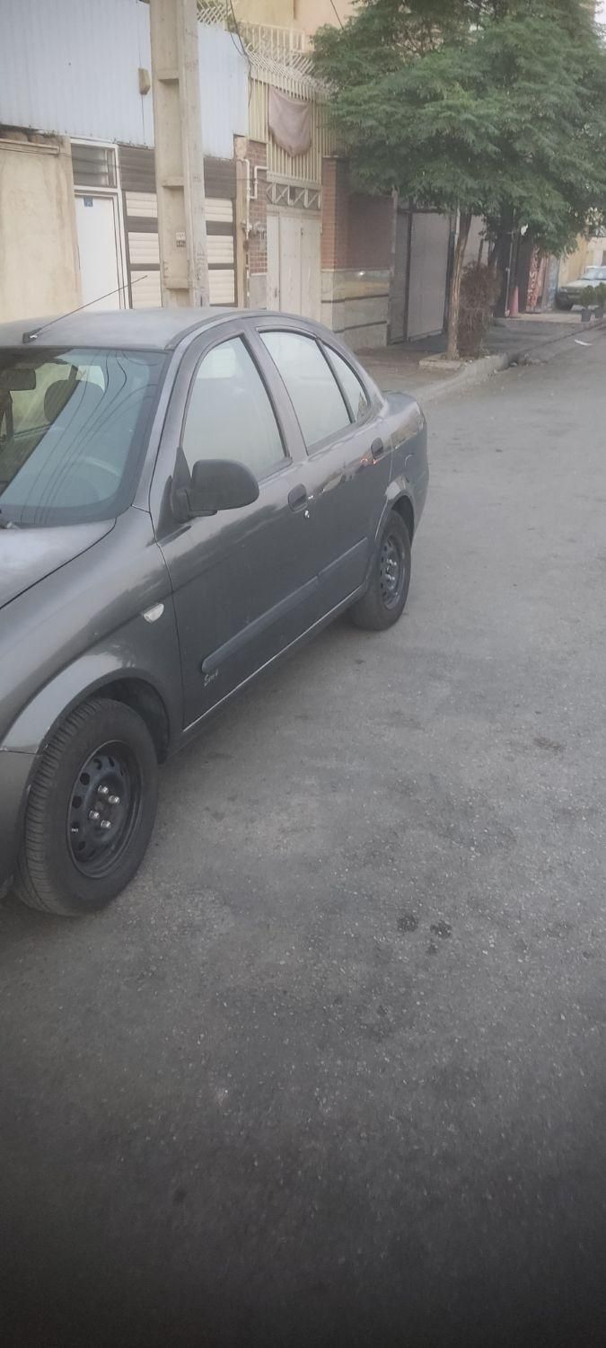 تیبا صندوق دار SX - 1393