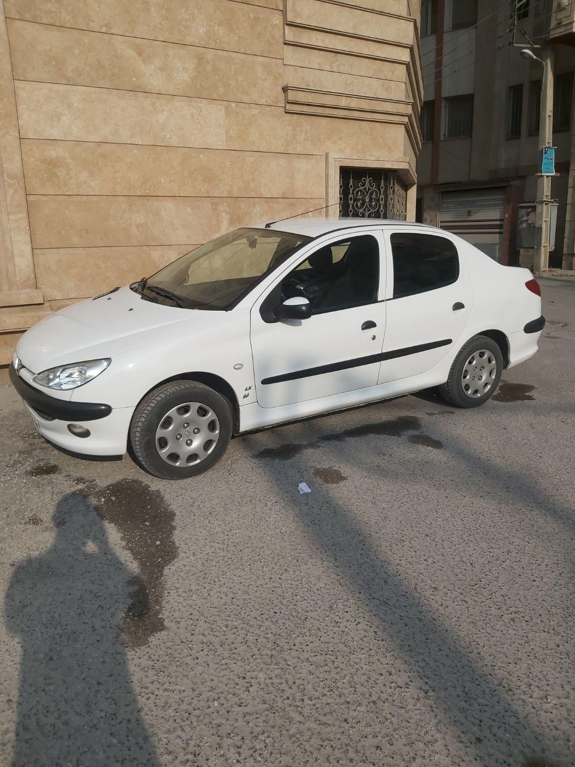پژو ۲۰۶ صندوق دار v8 - 1398