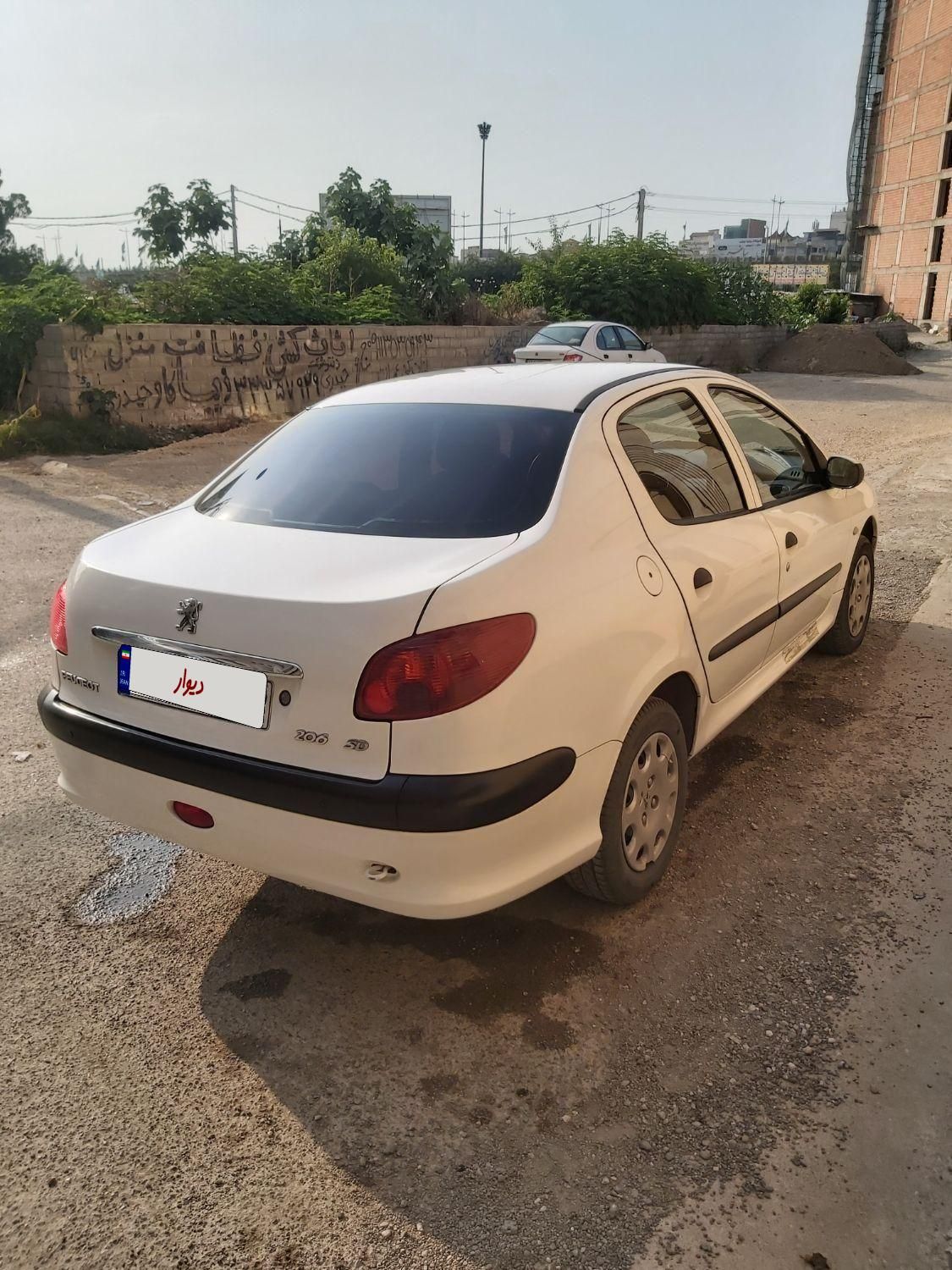 پژو ۲۰۶ صندوق دار v8 - 1398