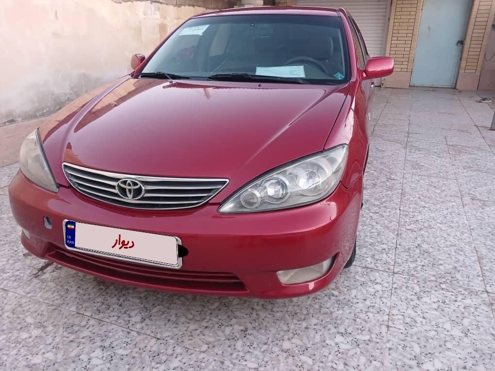 تویوتا کمری XLE - 2006