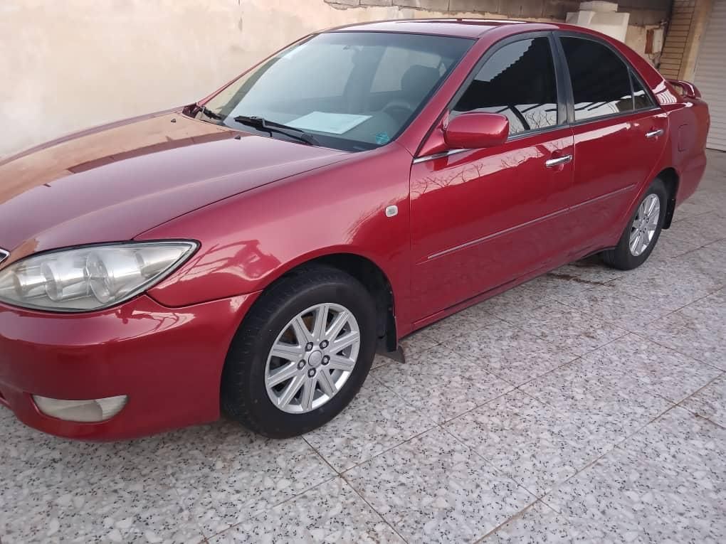 تویوتا کمری XLE - 2006