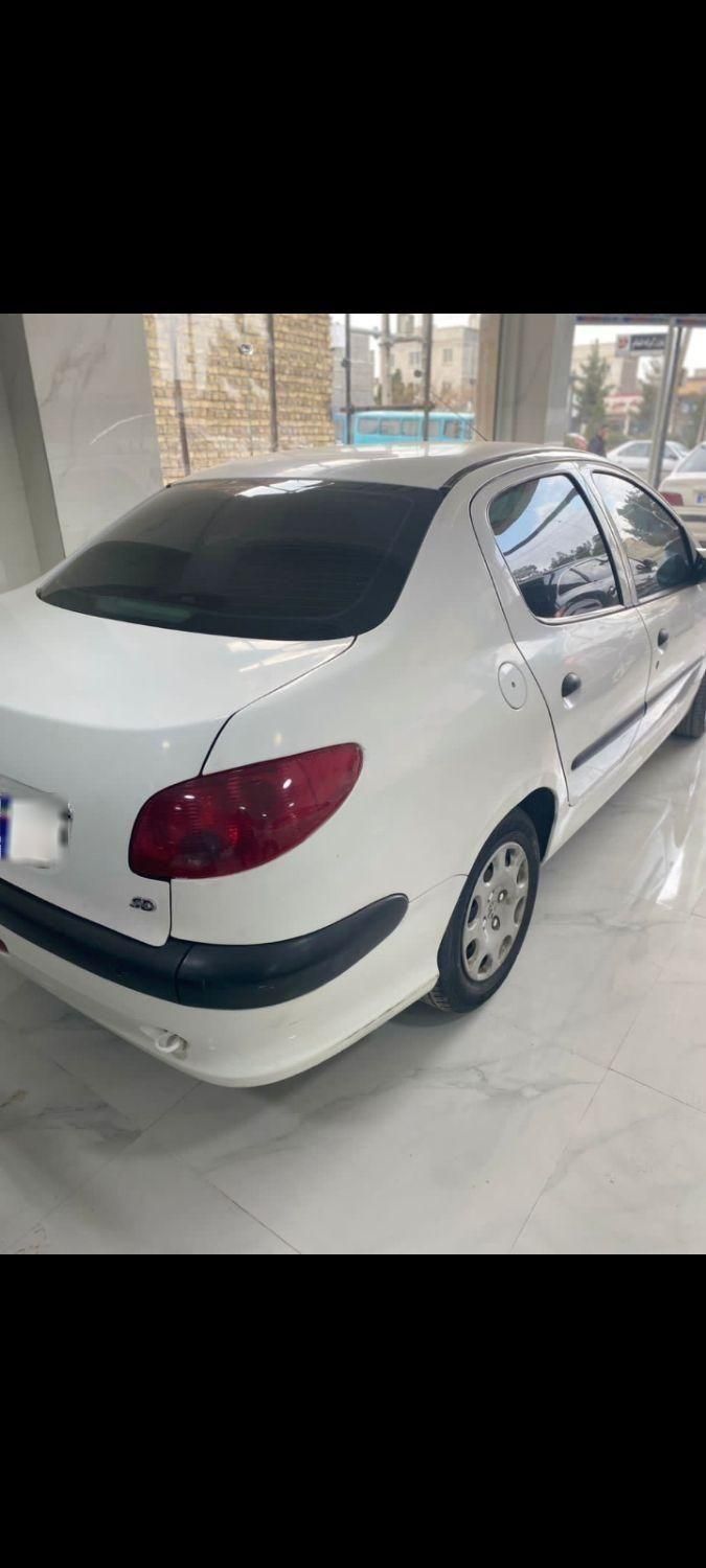 پژو ۲۰۶ صندوق دار v8 - 1393