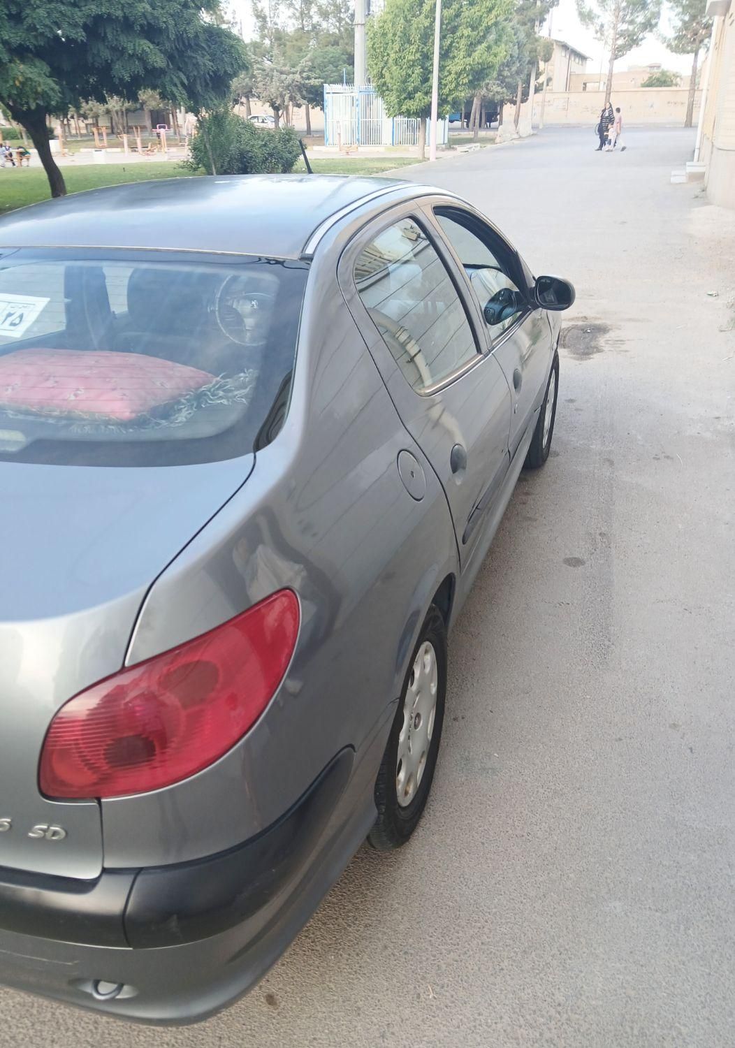 پژو ۲۰۶ صندوق دار v8 - 1389