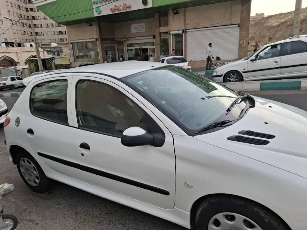 پژو 206 تیپ 5 - 1396