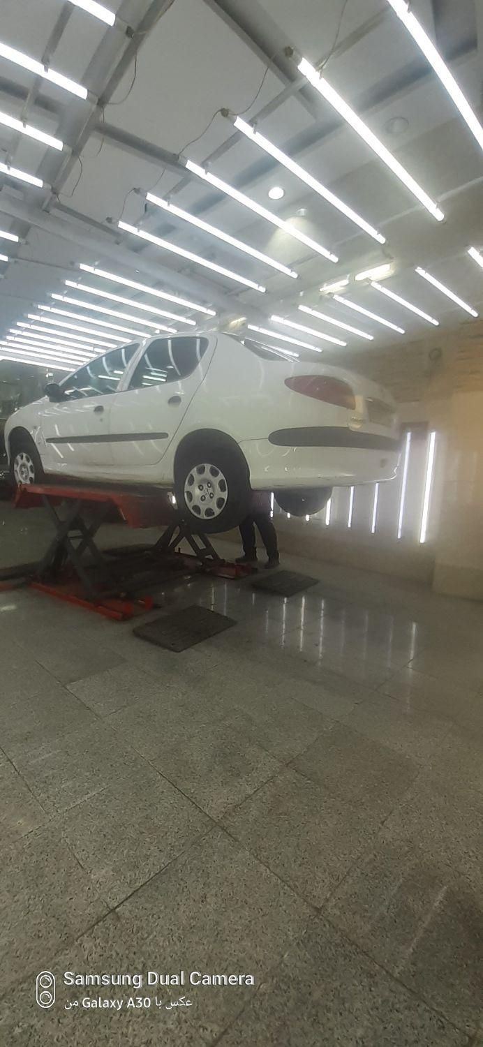 پژو ۲۰۶ صندوق دار v8 - 1395