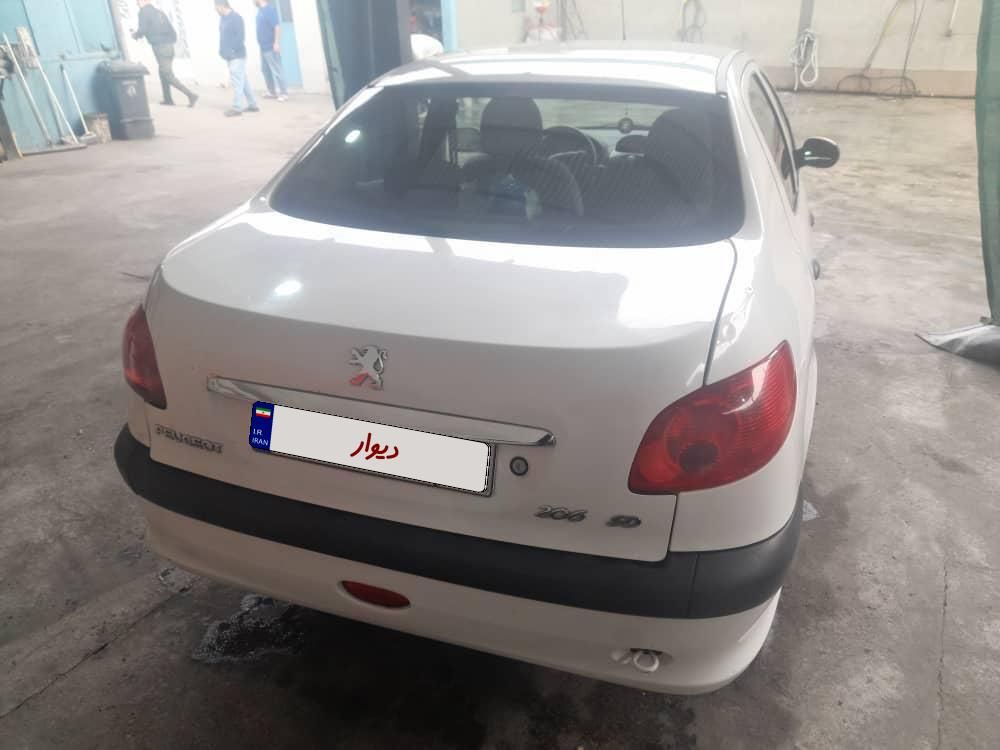 پژو ۲۰۶ صندوق دار v8 - 1395