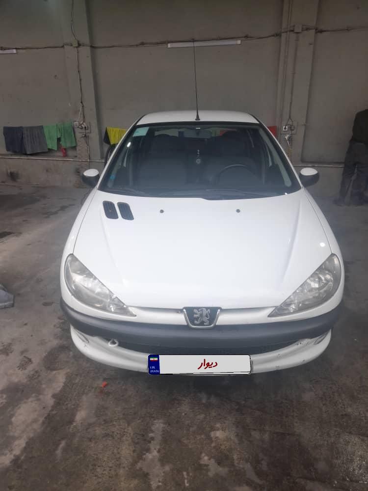پژو ۲۰۶ صندوق دار v8 - 1395