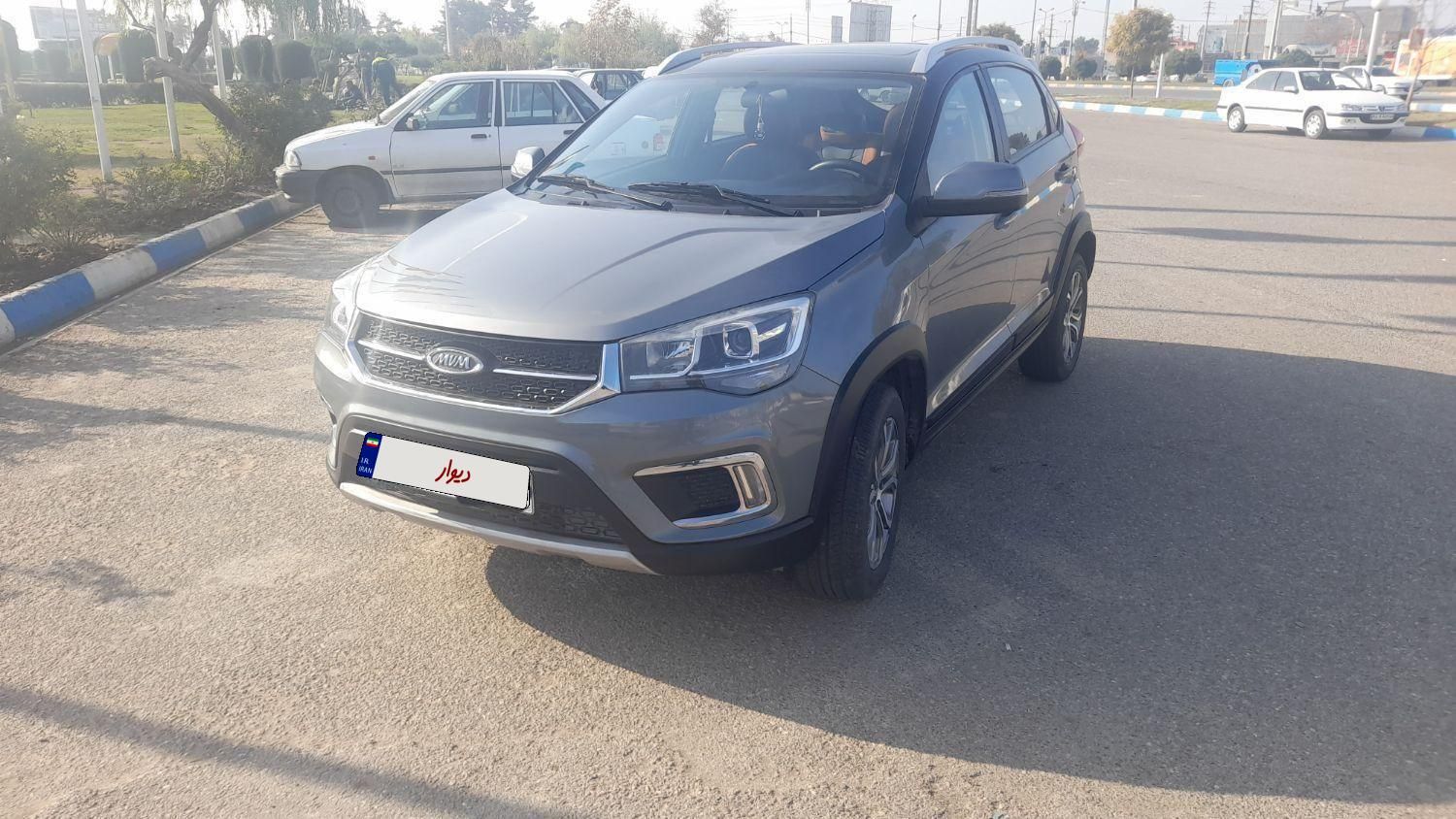 ام وی ام X22 دنده‌ای لاکچری - 1396