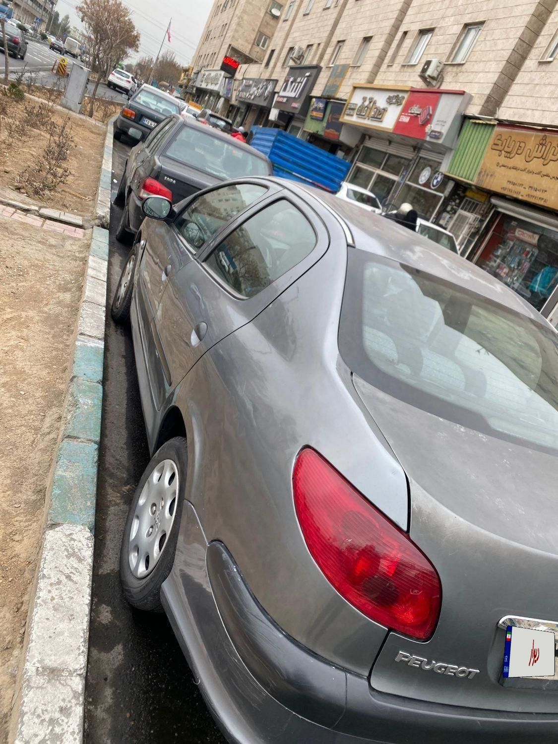 پژو ۲۰۶ صندوق دار v8 - 1386