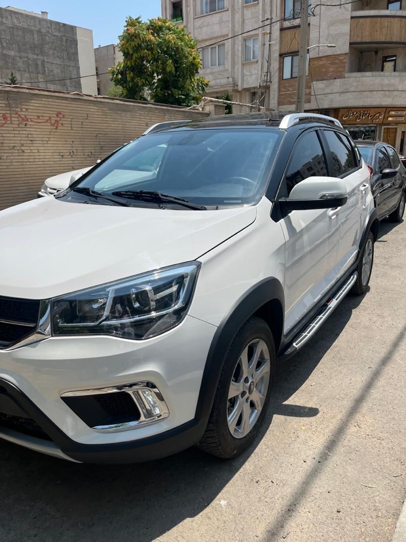 ام وی ام X22 دنده ای اسپرت لاکچری - 1402