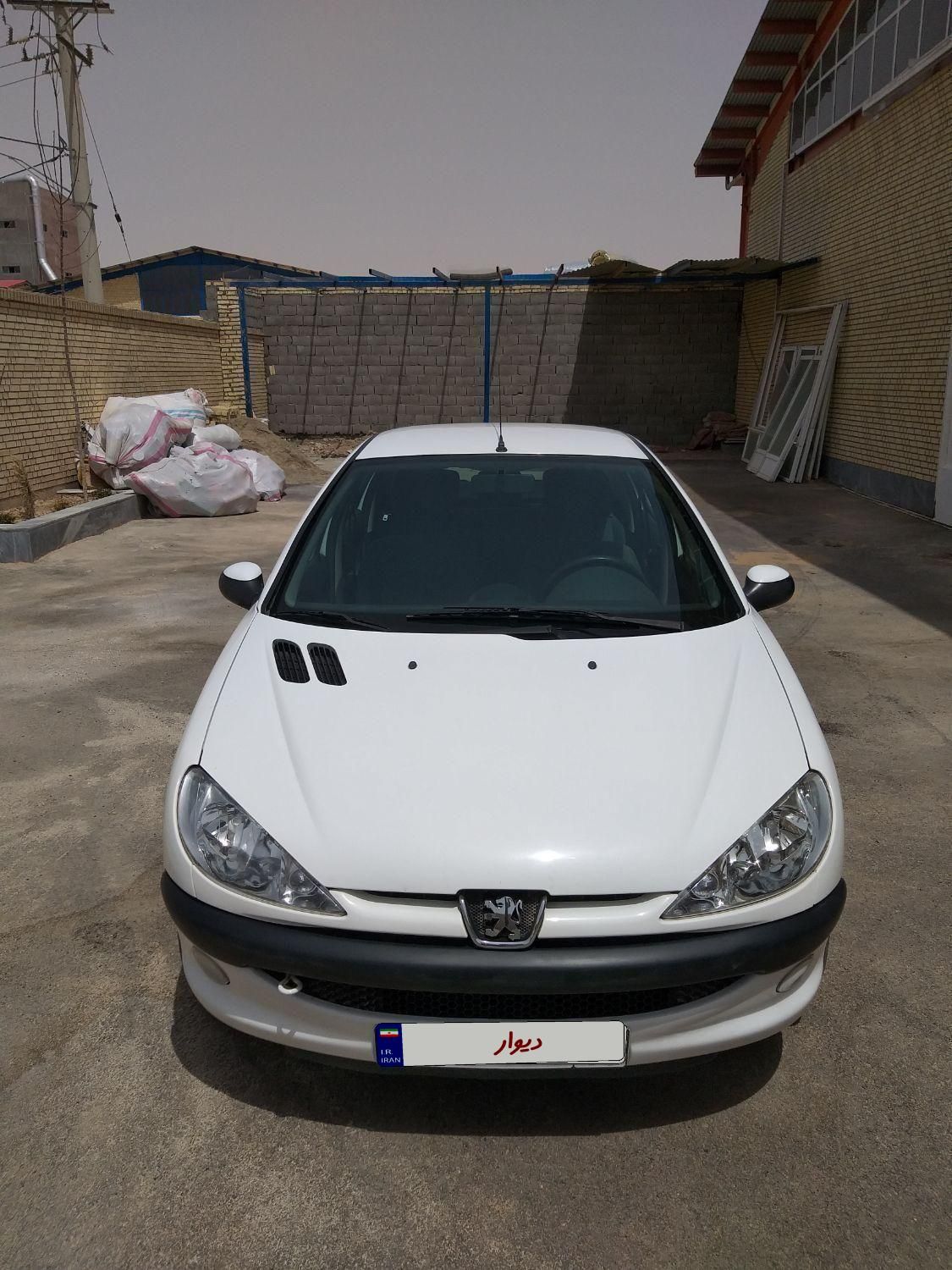 پژو ۲۰۶ صندوق دار v8 - 1399