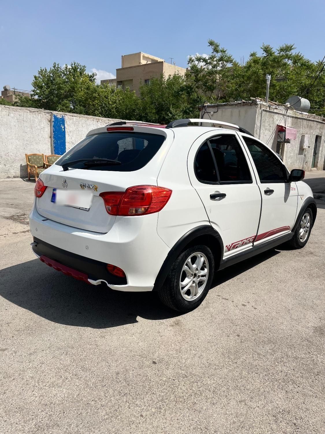 خودرو کوییک، R آگهی ann_18717369