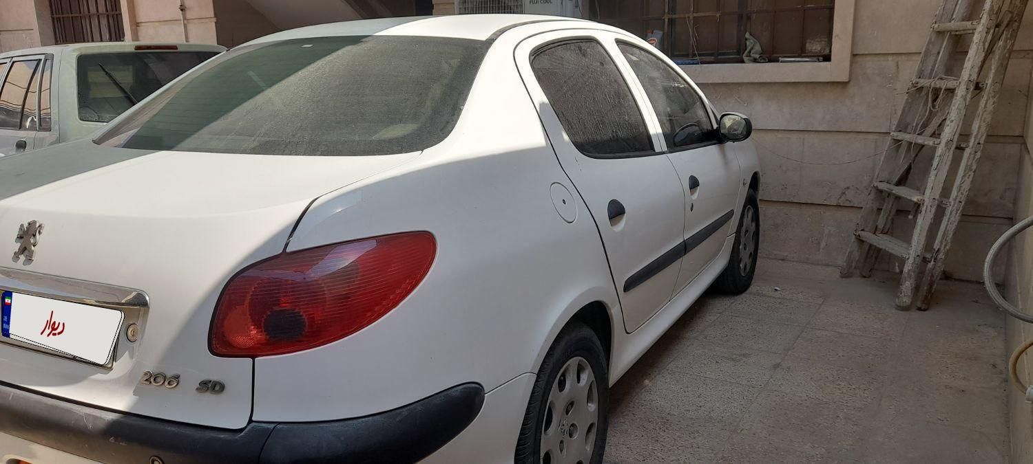 پژو ۲۰۶ صندوق دار v8 - 1395