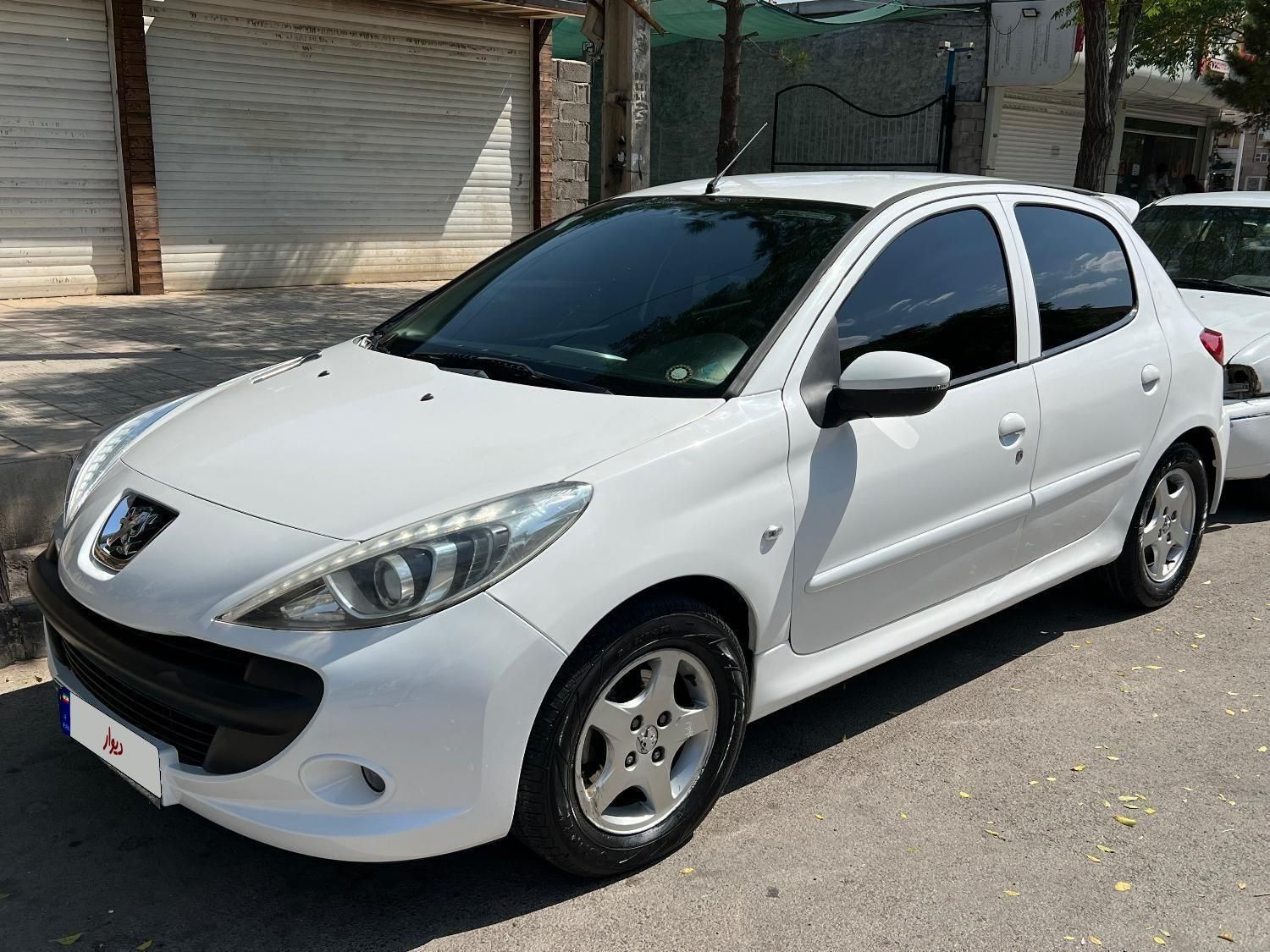 پژو 207 دنده‌ای فرمان هیدرولیک - 1390