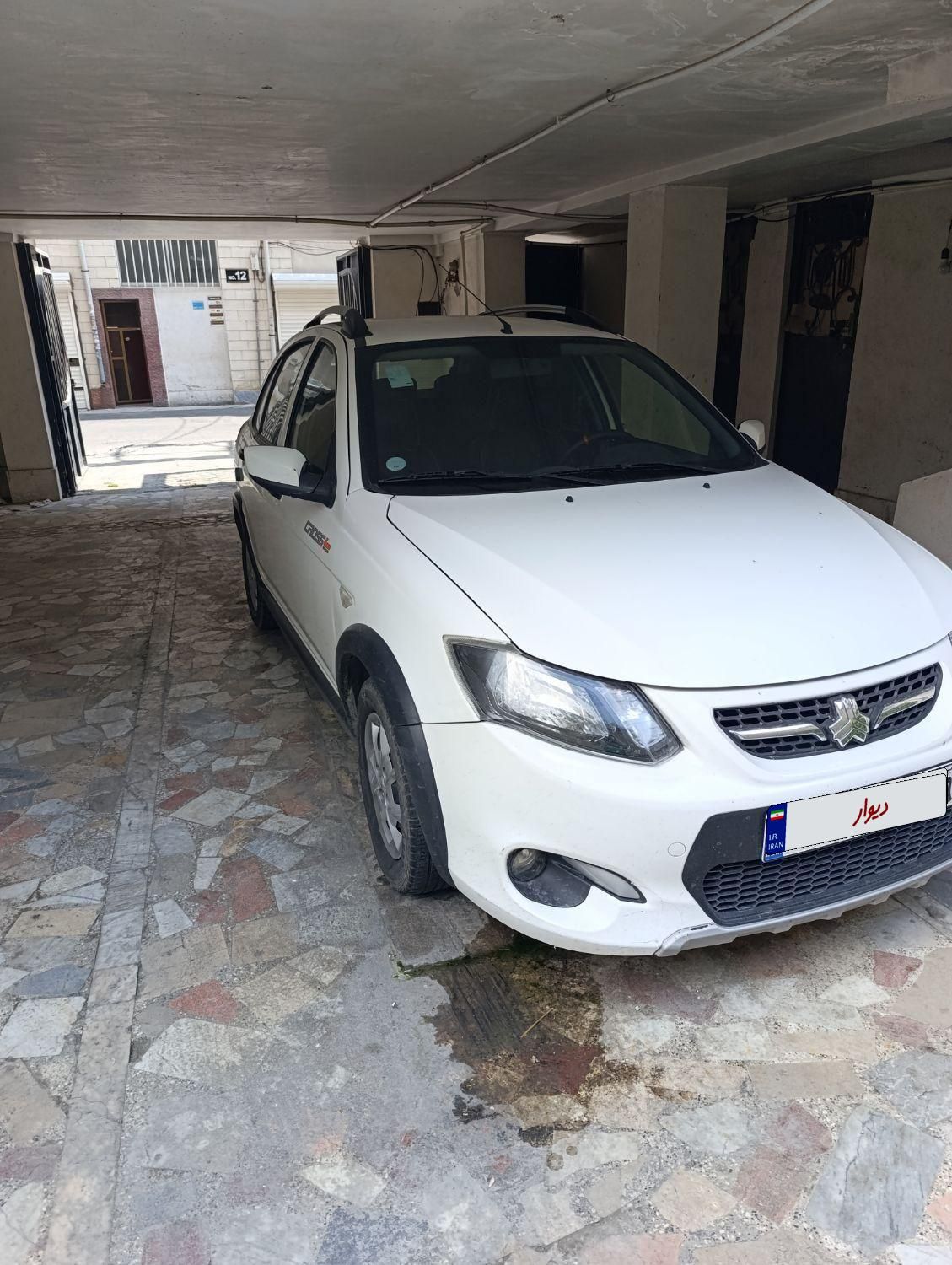 خودرو کوییک، معمولی آگهی ann_18718419