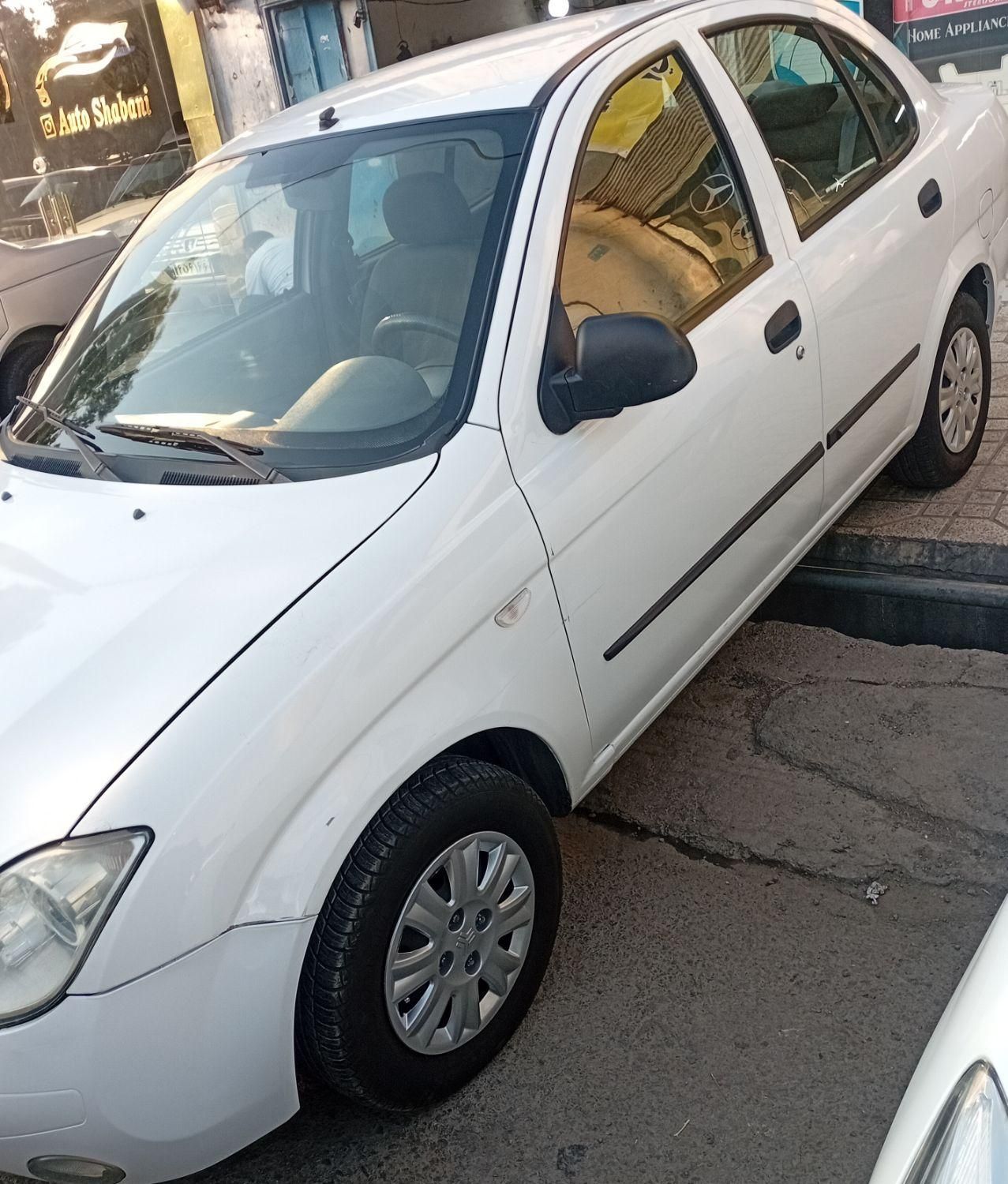 تیبا صندوق دار SX - 1400
