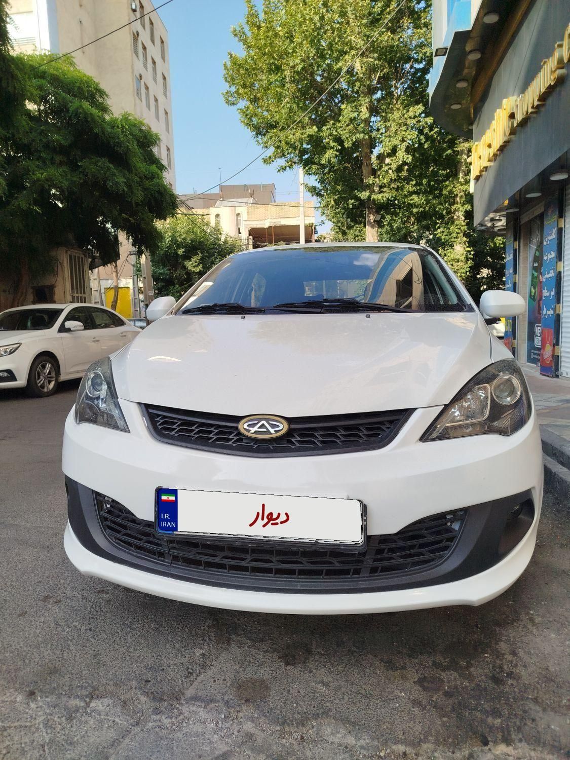 خودرو ام وی ام، 315 صندوقدار آگهی ann_18718776