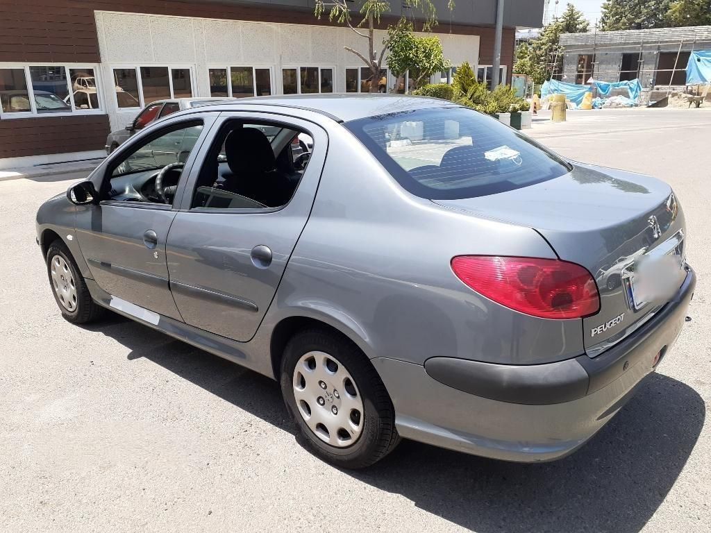 خودرو پژو، ۲۰۶ صندوق دار آگهی ann_18718996