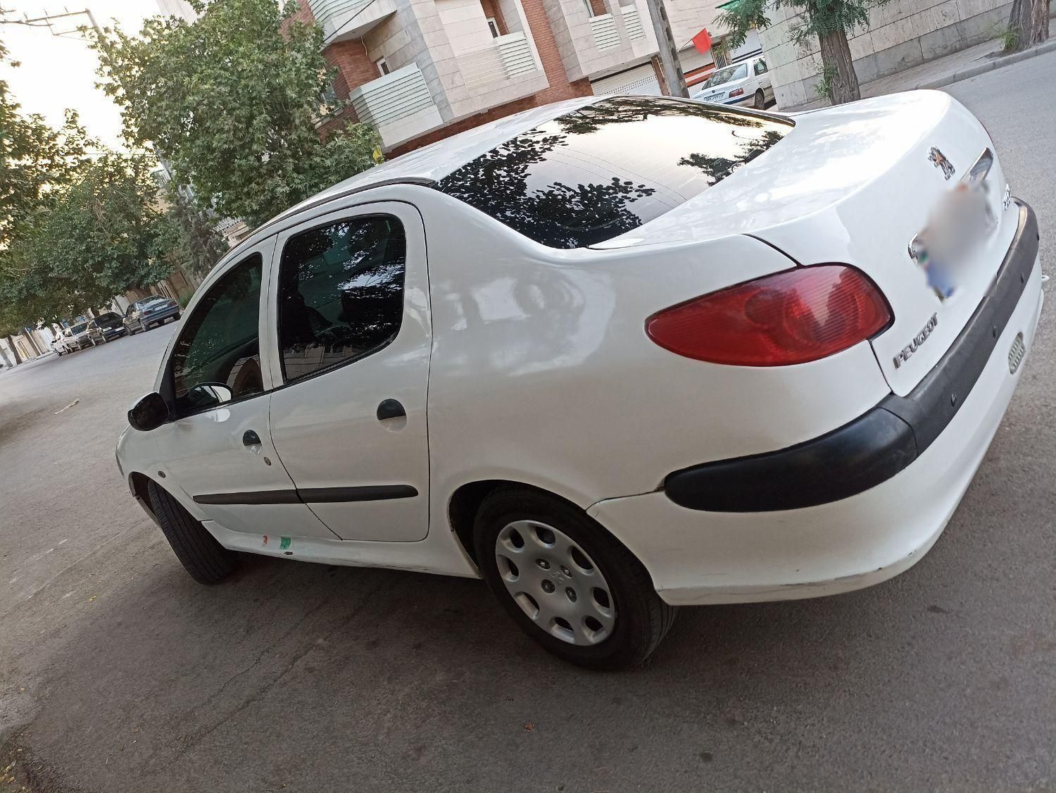 خودرو پژو، ۲۰۶ صندوق دار آگهی ann_18719514