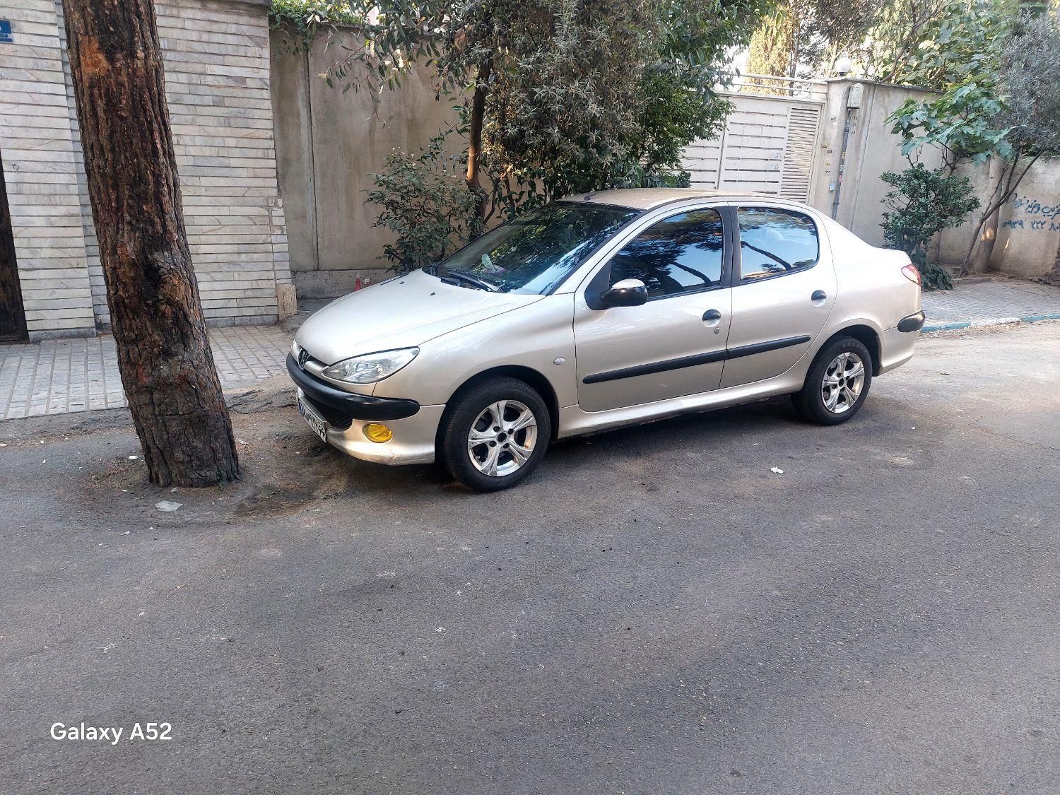 پژو ۲۰۶ صندوق دار v8 - 1385