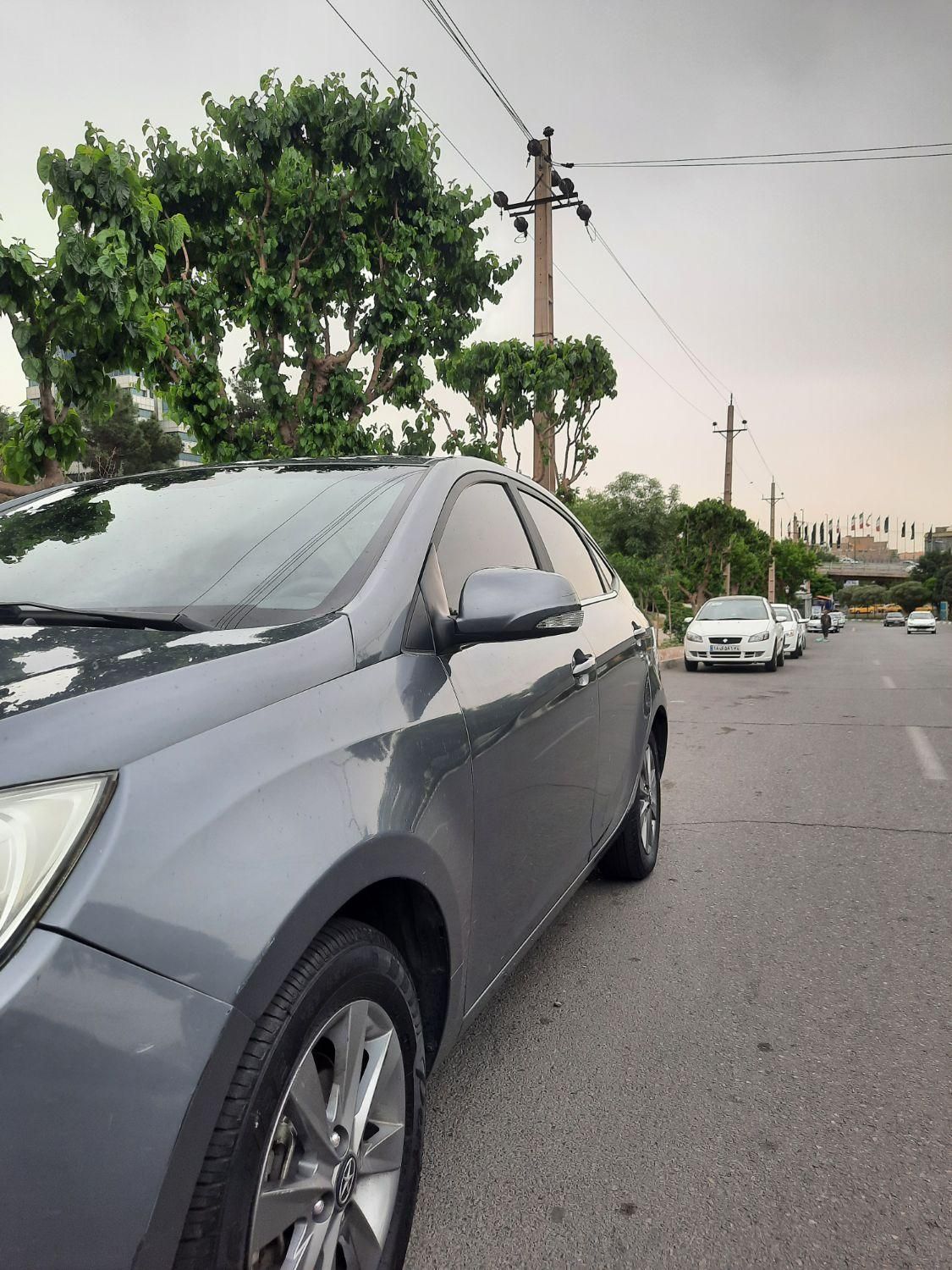 جک J4 اتوماتیک ساده - 1401