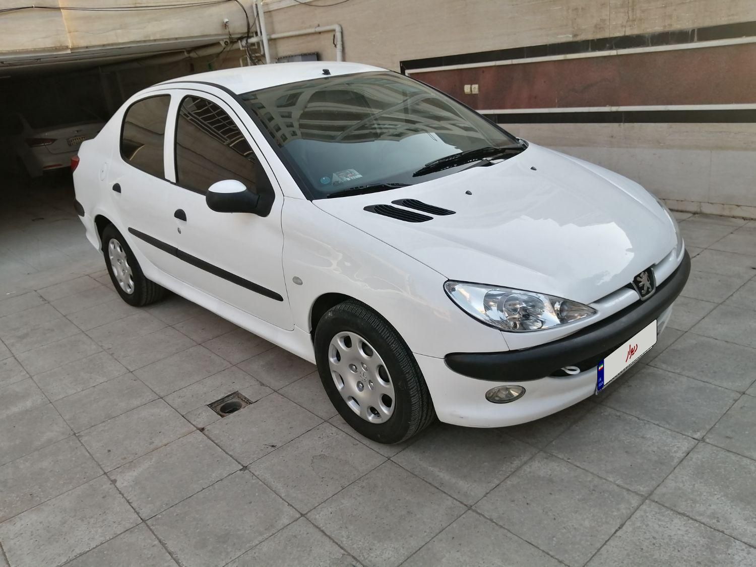 پژو ۲۰۶ صندوق دار v8 - 1400