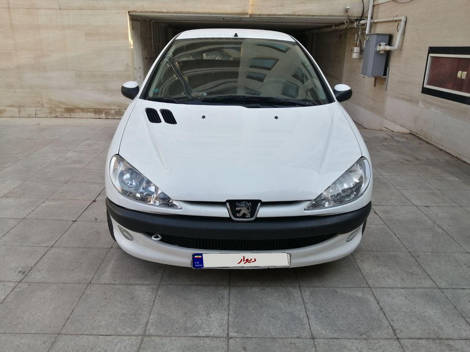پژو ۲۰۶ صندوق دار v8 - 1400