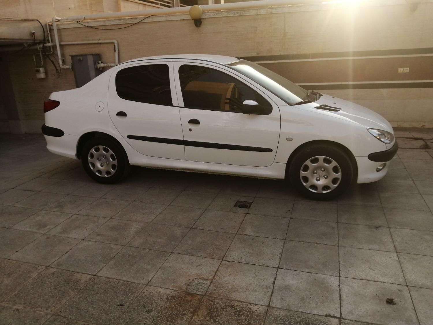 پژو ۲۰۶ صندوق دار v8 - 1400