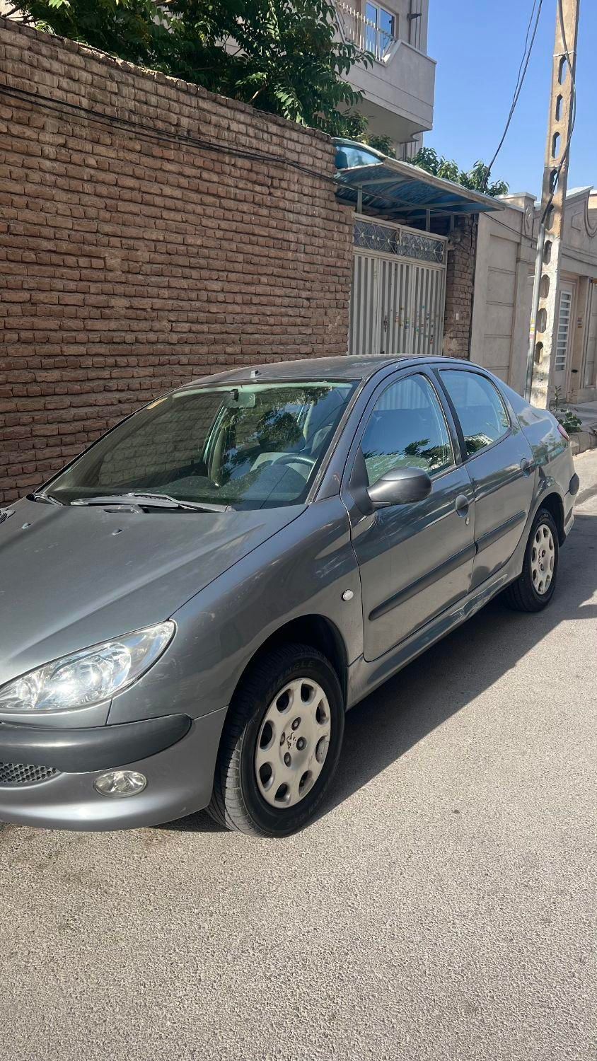 پژو ۲۰۶ صندوق دار v8 - 1389