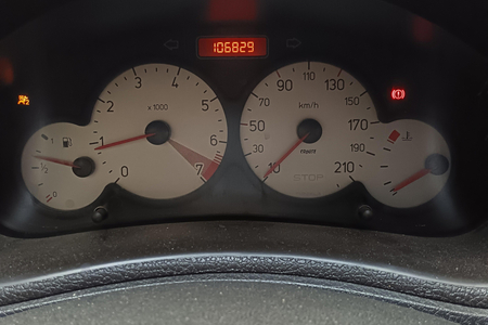 پژو ۲۰۶ صندوق دار v8 - 1393