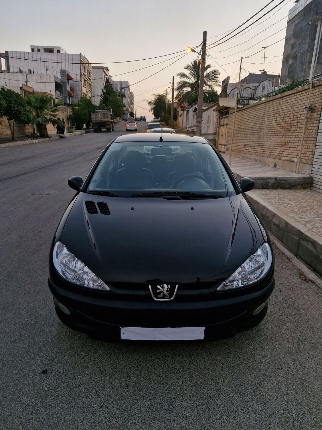 پژو ۲۰۶ صندوق دار v8 - 1394