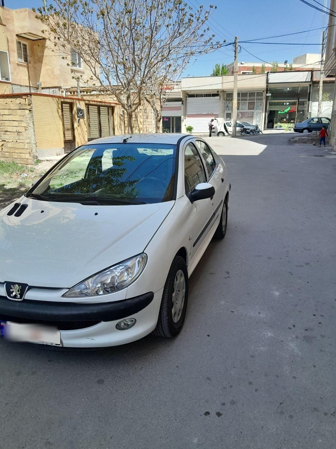 پژو ۲۰۶ صندوق دار v8 - 1394