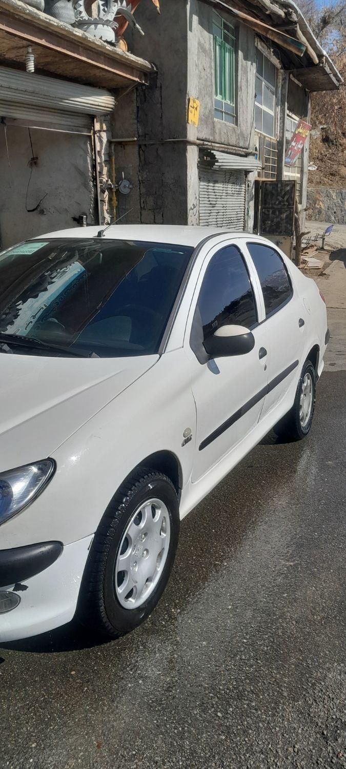 خودرو پژو، ۲۰۶ صندوق دار آگهی ann_18721970