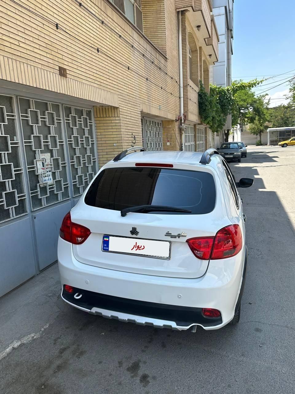 خودرو کوییک، معمولی آگهی ann_18722418
