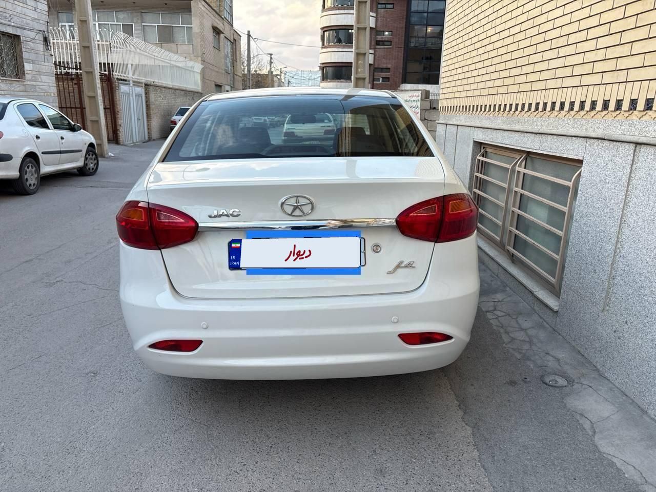 جک J4 اتوماتیک ساده - 1401