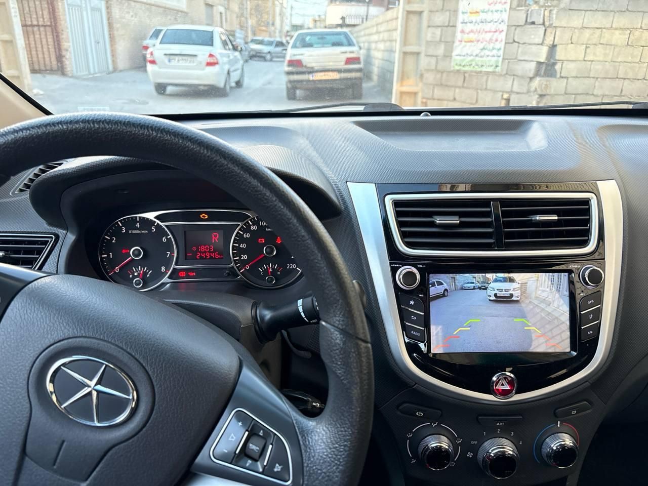 جک J4 اتوماتیک ساده - 1401