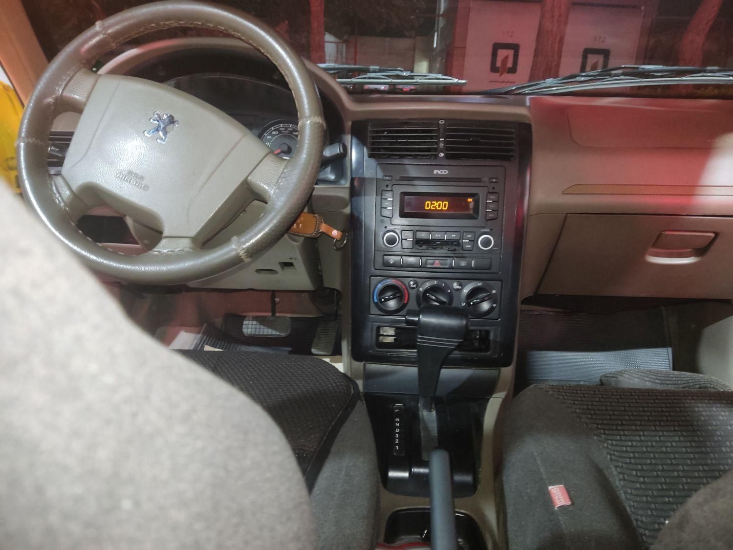 پژو 405 GLX - دوگانه سوز - 1396