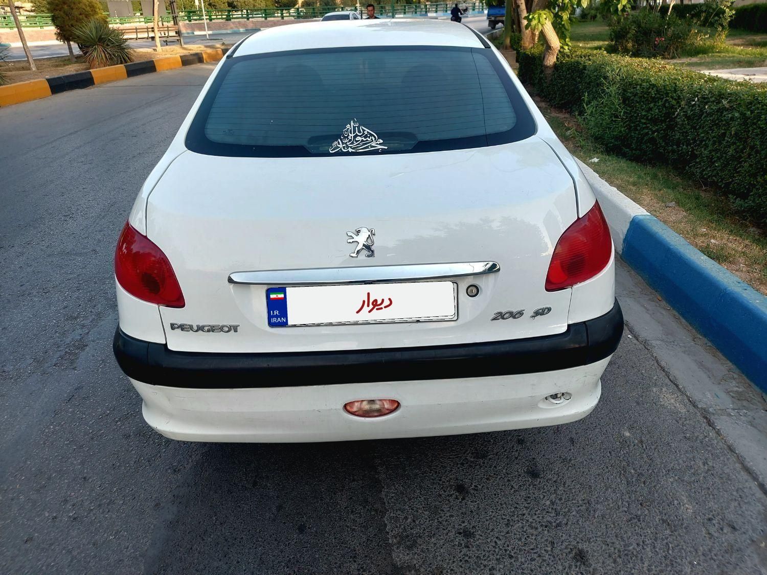 پژو ۲۰۶ صندوق دار v8 - 1390