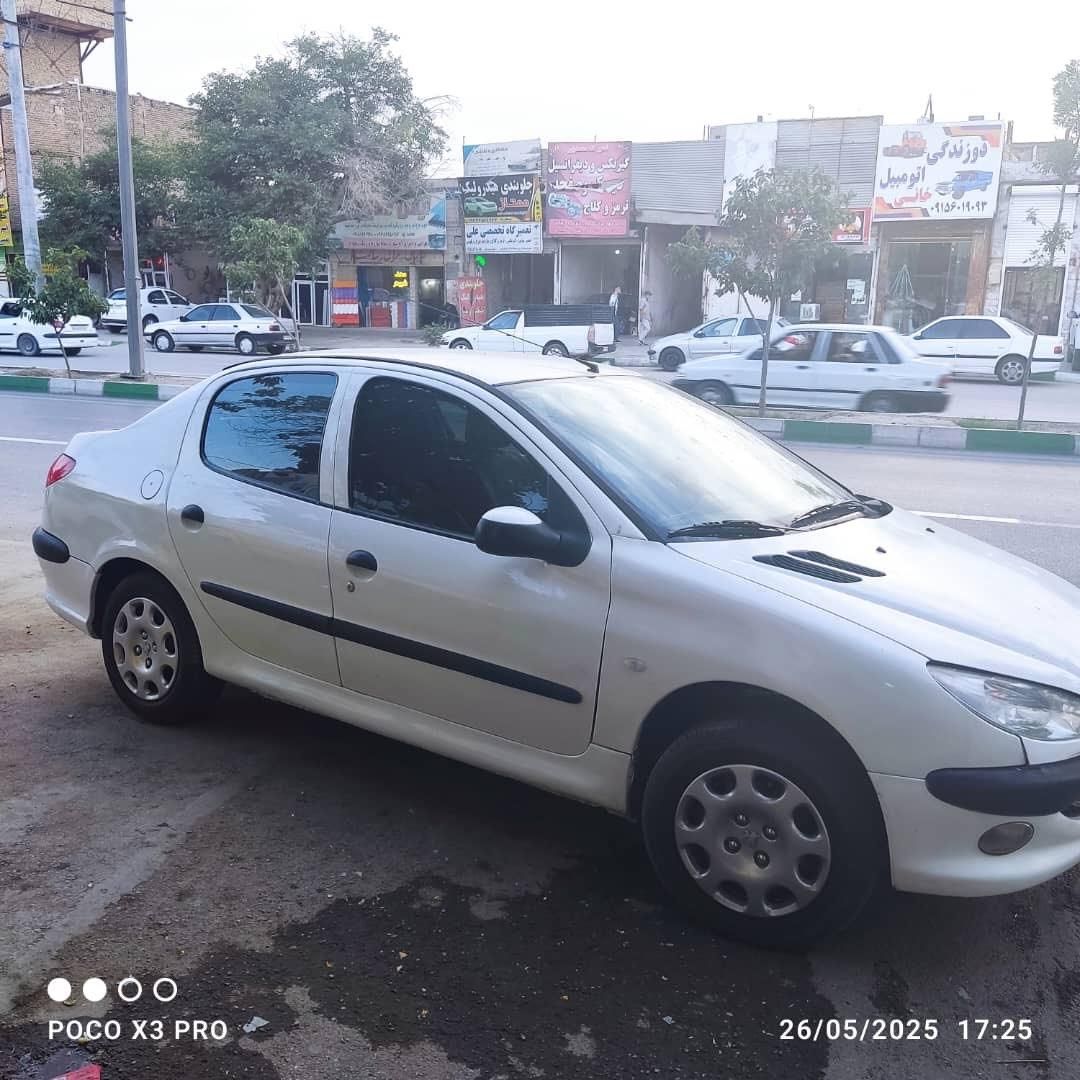 پژو ۲۰۶ صندوق دار v1 - 1389