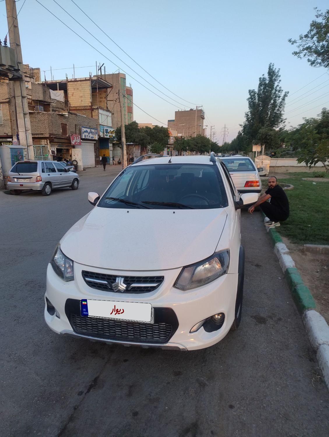 خودرو کوییک، معمولی آگهی ann_18726020