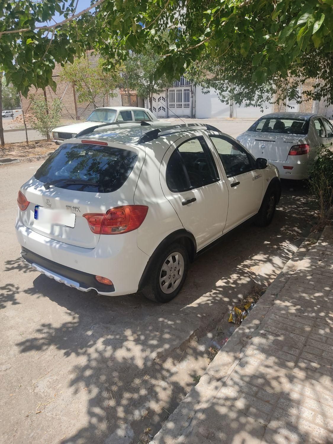 خودرو کوییک، معمولی آگهی ann_18726470