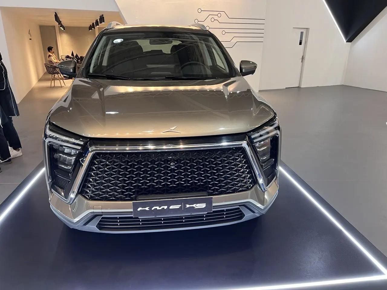 کی ام سی X5 ۱.۵ لیتر توربو - 2025