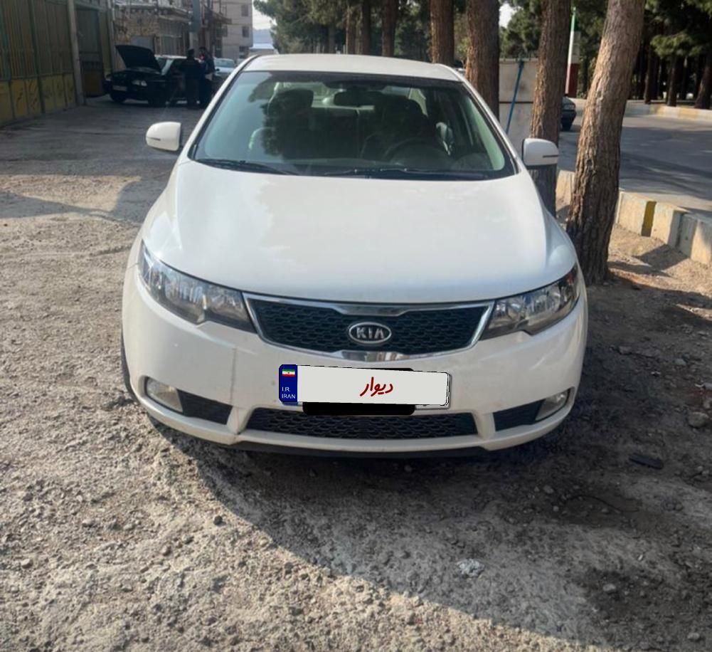 کیا سراتو 2.0 لیتر اتوماتیک GT لاین - 2016