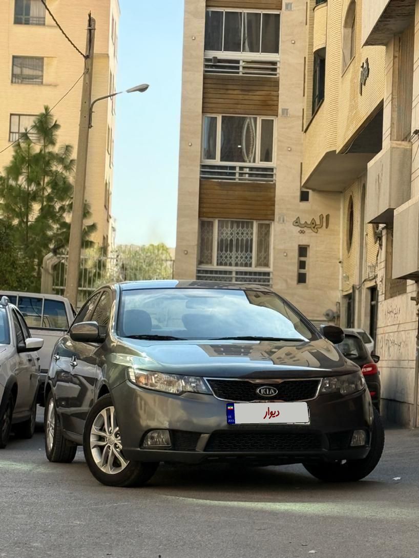 خودرو کیا، سراتو مونتاژ آگهی ann_18726895