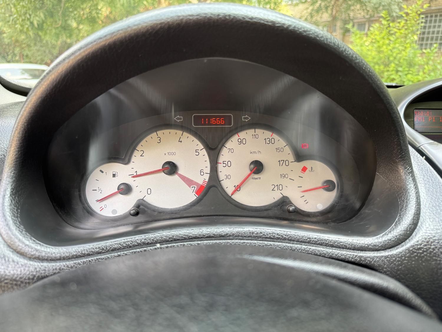 پژو ۲۰۶ صندوق دار v8 - 1398