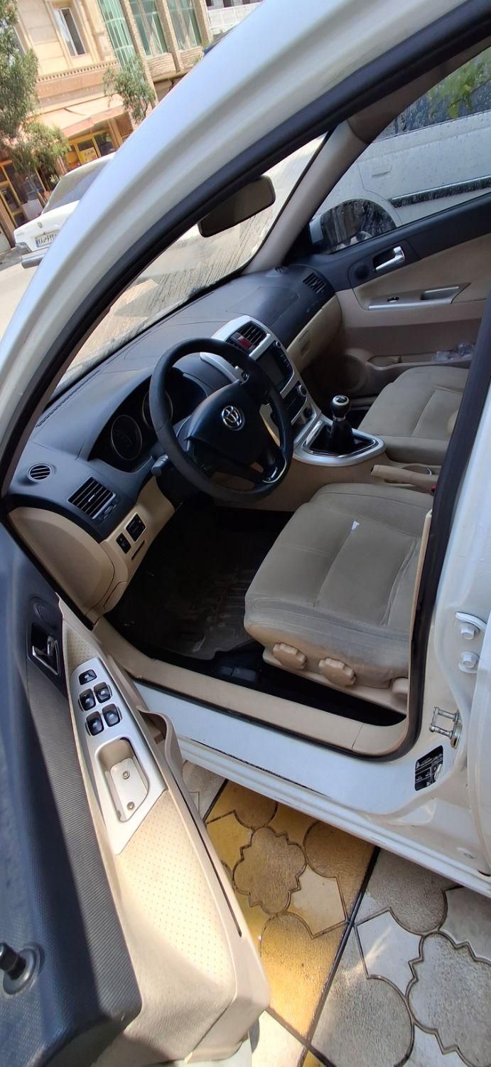 برلیانس H320 دنده‌ای 1500 - 1395