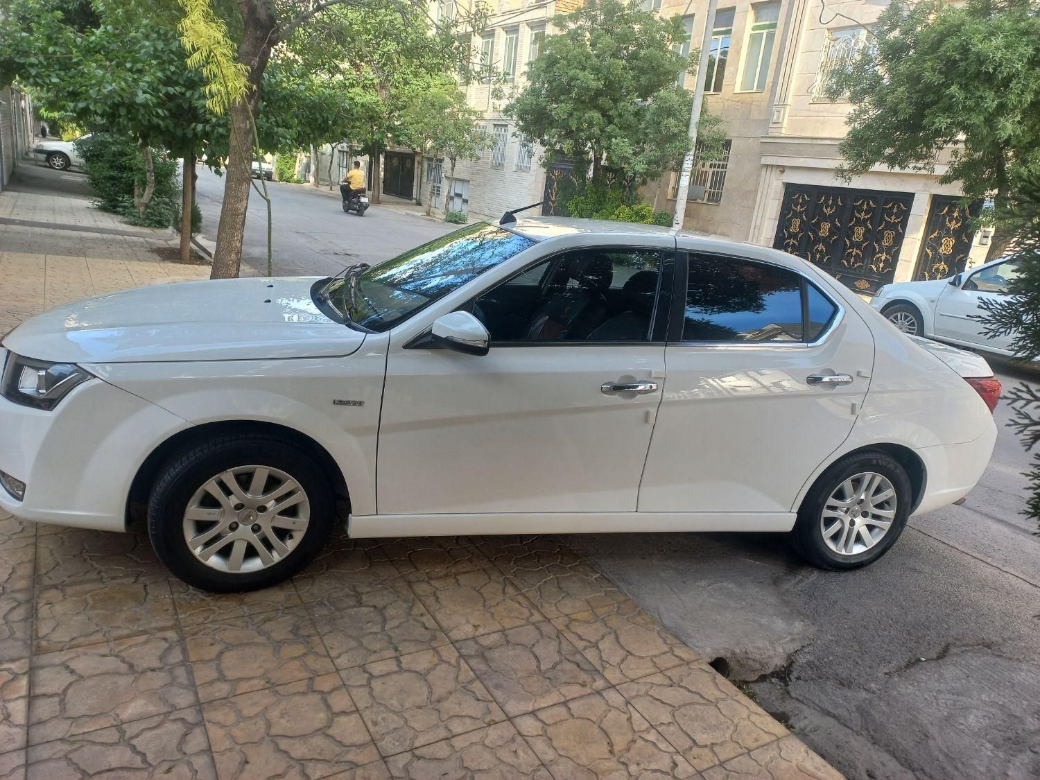 خودرو دنا، پلاس آگهی ann_18727656
